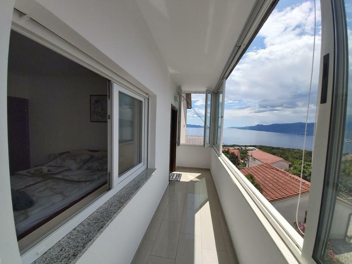 Apartment Alina, Кастав Экстерьер фото